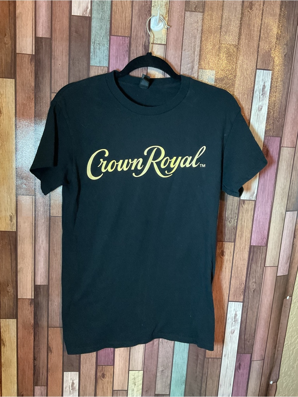 Gildan Navy Blue Crown Royal Graphic T-Shirt Unisex Size Small